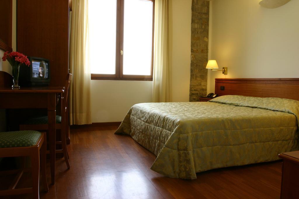 Hotel Villa Dei Bosconi Fiesole Kamer foto